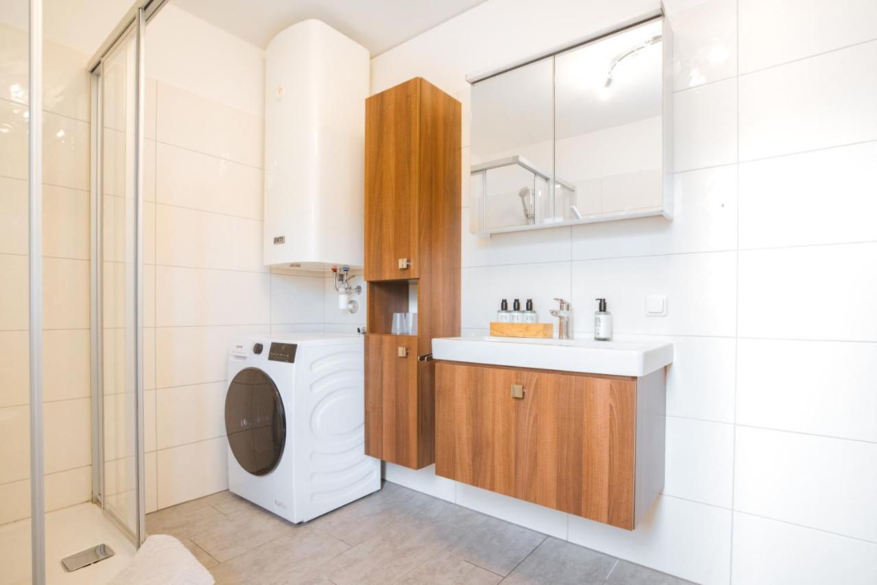 Апартаменты Haus Bachinger Мондзее Экстерьер фото