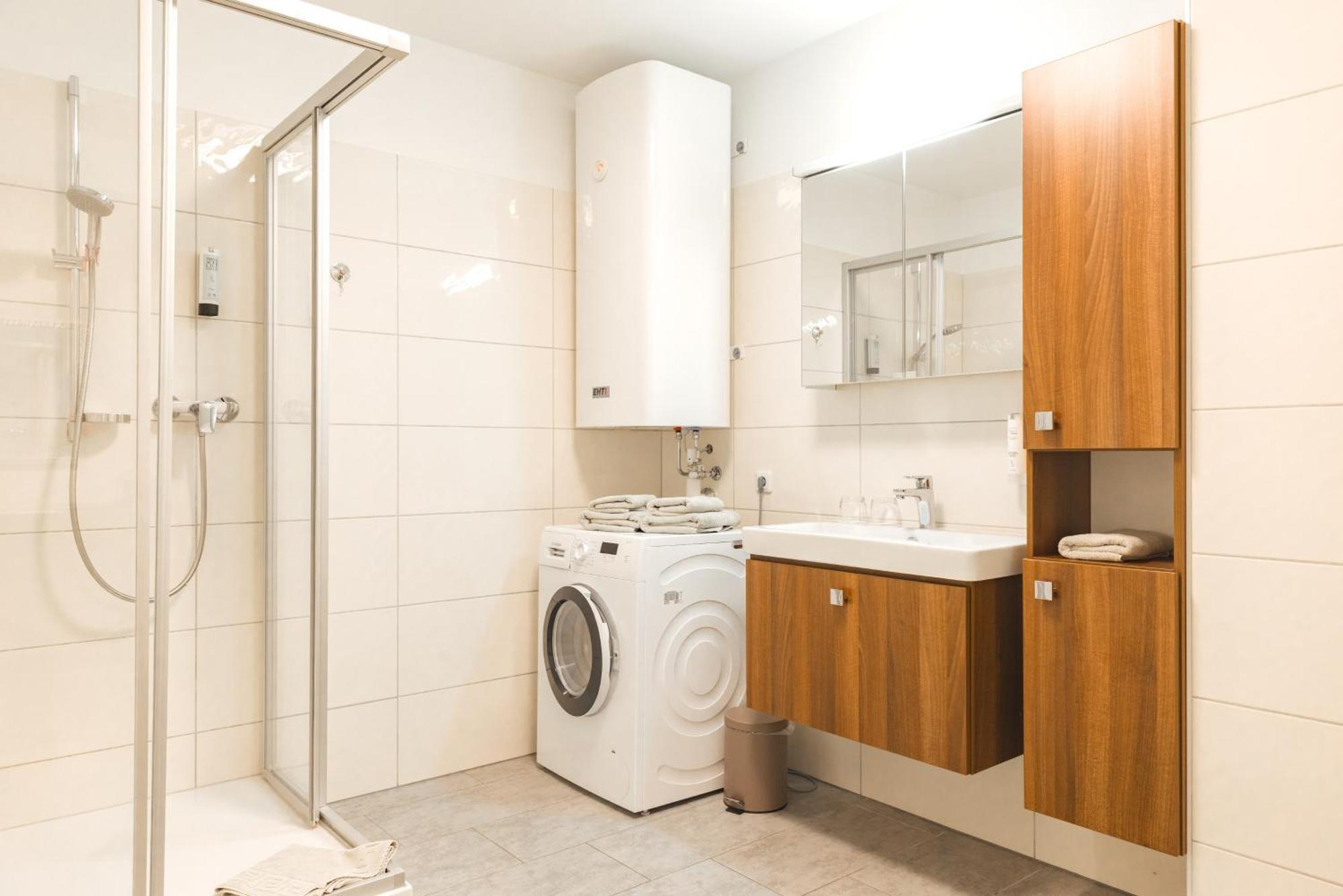 Апартаменты Haus Bachinger Мондзее Экстерьер фото